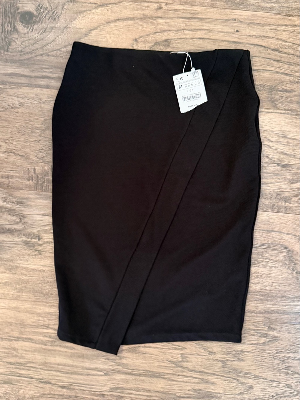 Zara Black Women's Asymmetric Pencil Skirt - M